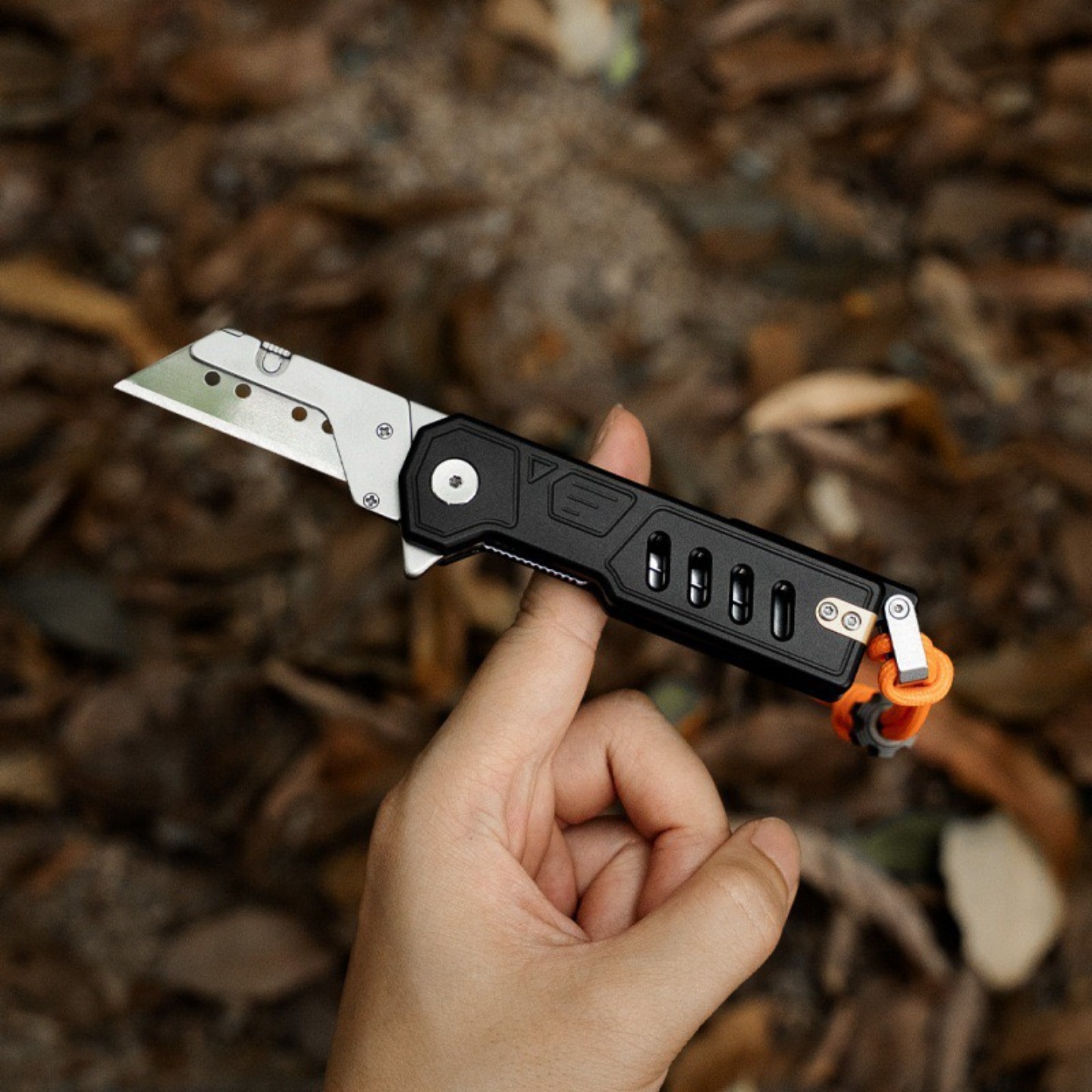 Outdoor Lighting Expressions - NOVO Cortador de Caixa Mini EDC